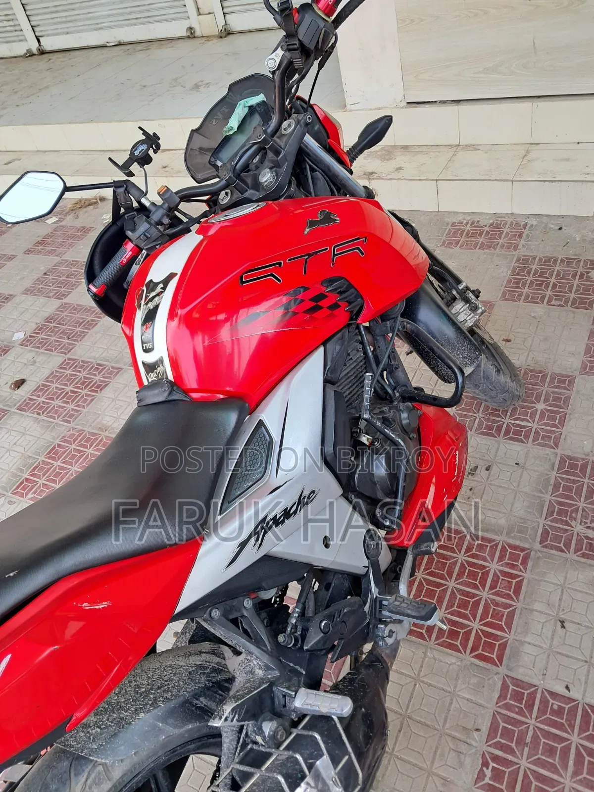 TVS Apache 160 4V 2019 Red