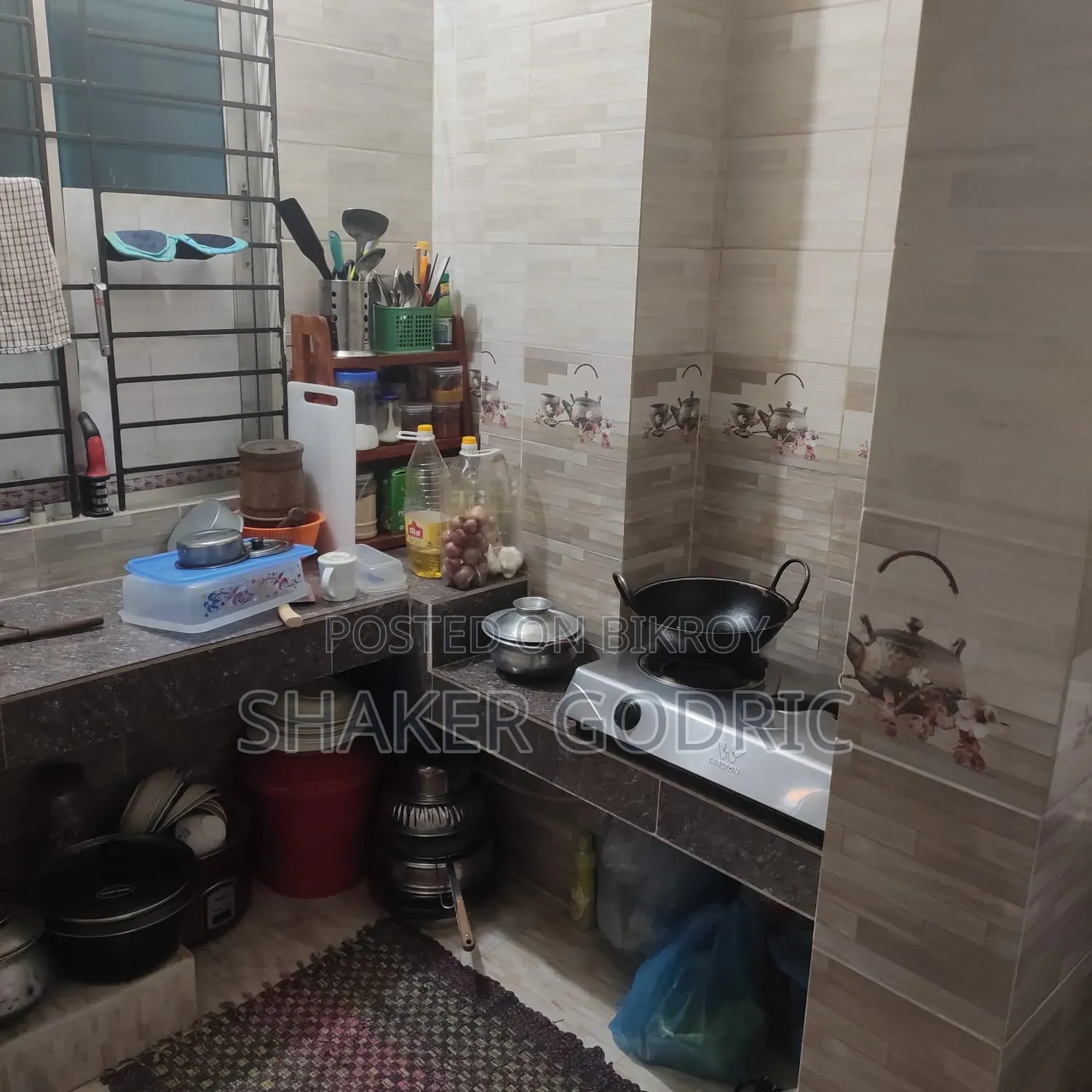 Mini Flat in 60 Feet Road for Rent