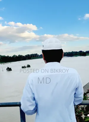 চাকরি প্রয়োজন