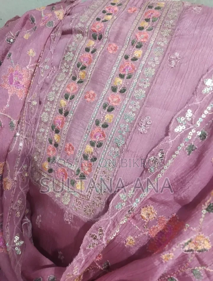 নতুন সেলাই করা ফোর পিস থ্রি পিস হিসেবে তৈরি  তসর/জর্জেট ফেব্রিক!