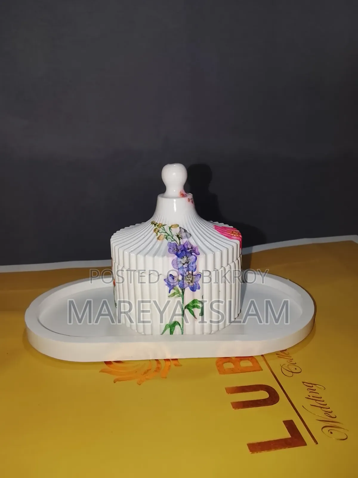 Handmade Candle and Home Decor