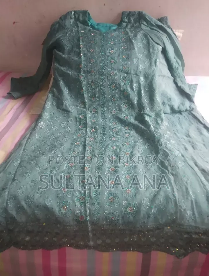 Used Barish Georgette Four-Piece Set (Tailored as a Three-Piece)