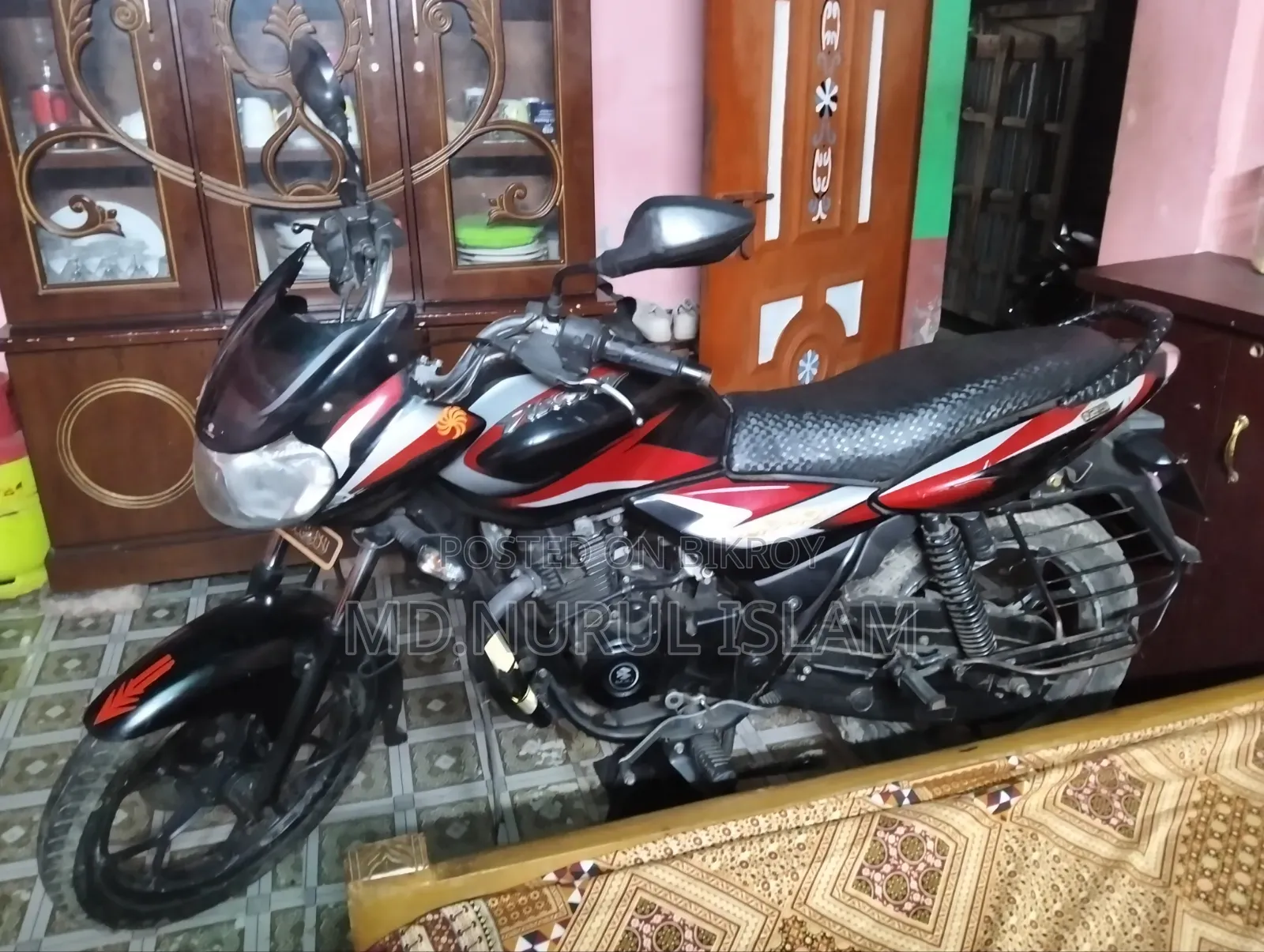 Bajaj Discover 125 2023 Black