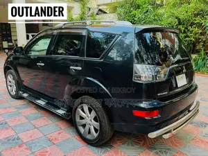 Mitsubishi Outlander 2010 Black