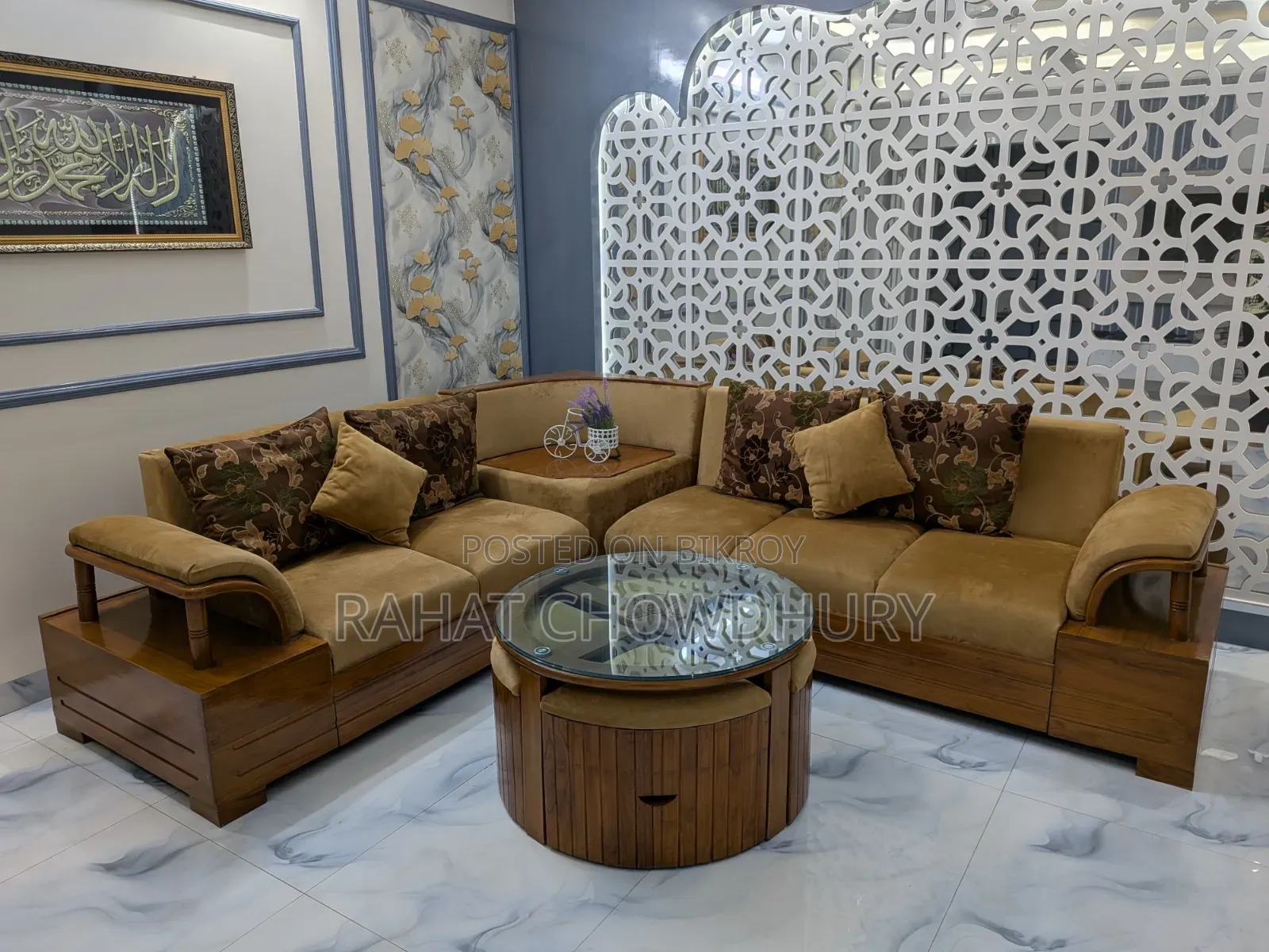 L-Shaped Sofa Set With Table