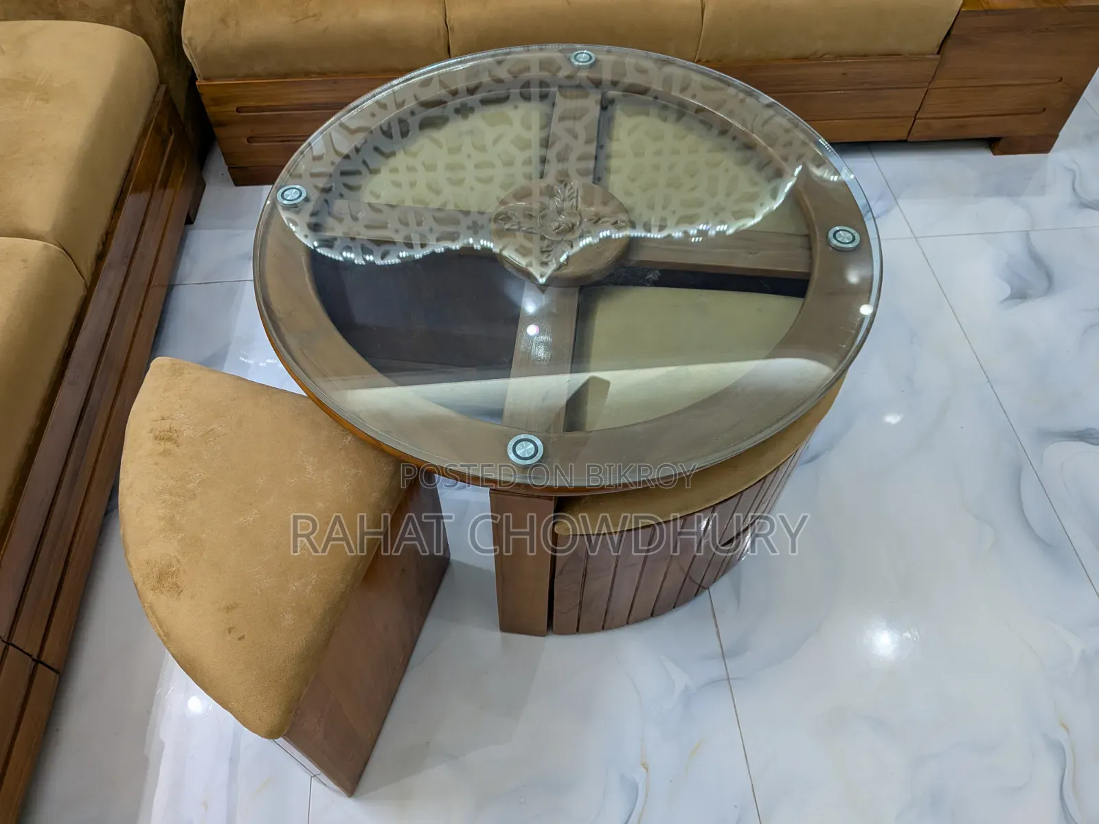L-Shaped Sofa Set With Table