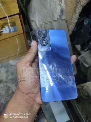 TCL 8 GB Blue