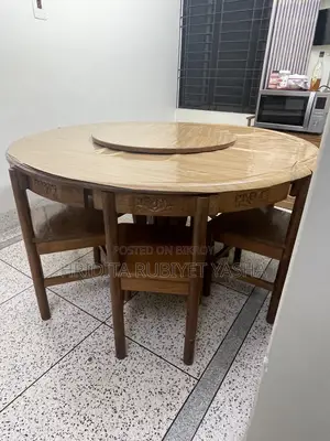 Dining Table (Almost New in Condition)