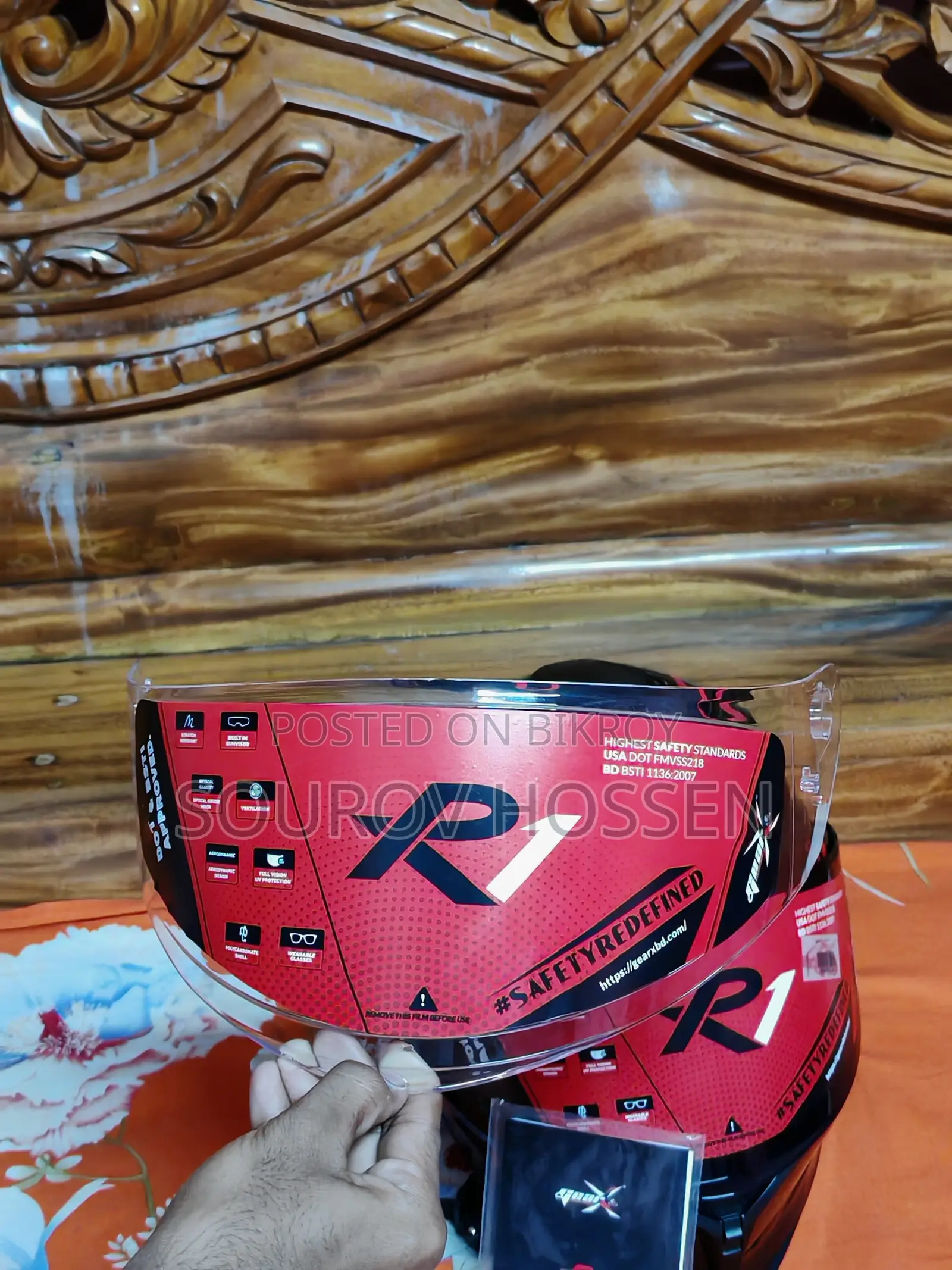 X Helmet R1sv – Jet Black (Clear Black Visor Included)