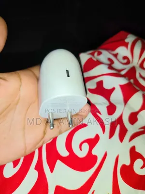 গুগল ৪৫ ওয়াট ইউএসবি-সি পাওয়ার অ্যাডাপ্টার
