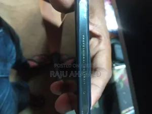 ভিভো টি২ (ইন্ডিয়া) ১২৮ জিবি ব্ল্যাক