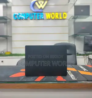 ল্যাপটপ মাইক্রোসফট সারফেস ল্যাপটপ ৪ ১৬জিবি ইন্টেল কোর আই৭ এসএসডি ২৫৬জিবি