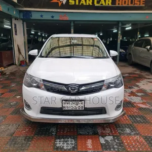 টয়োটা এক্সিও ২০১৩ সাদা