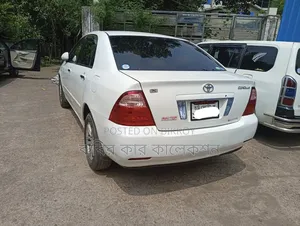 Toyota Corolla 2004 White