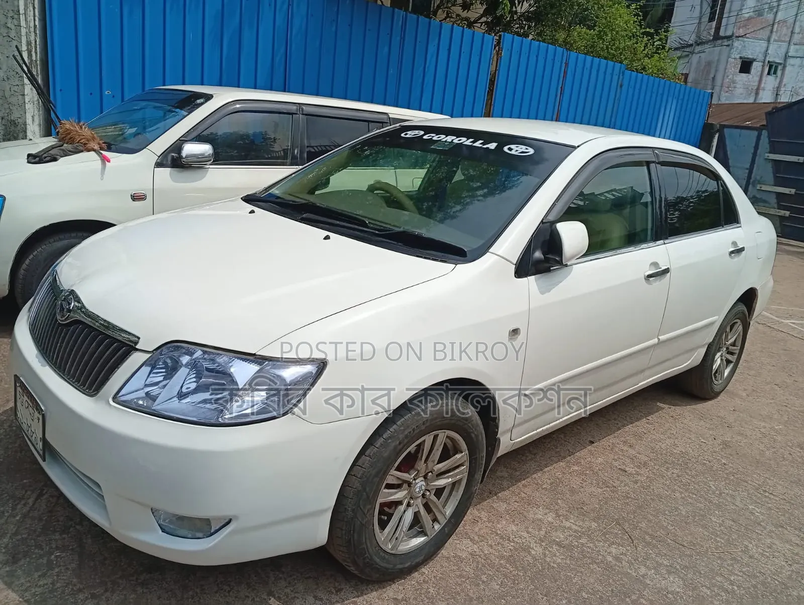 Toyota Corolla 2004 White