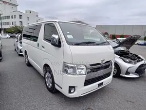 Toyota HiAce 2021 White