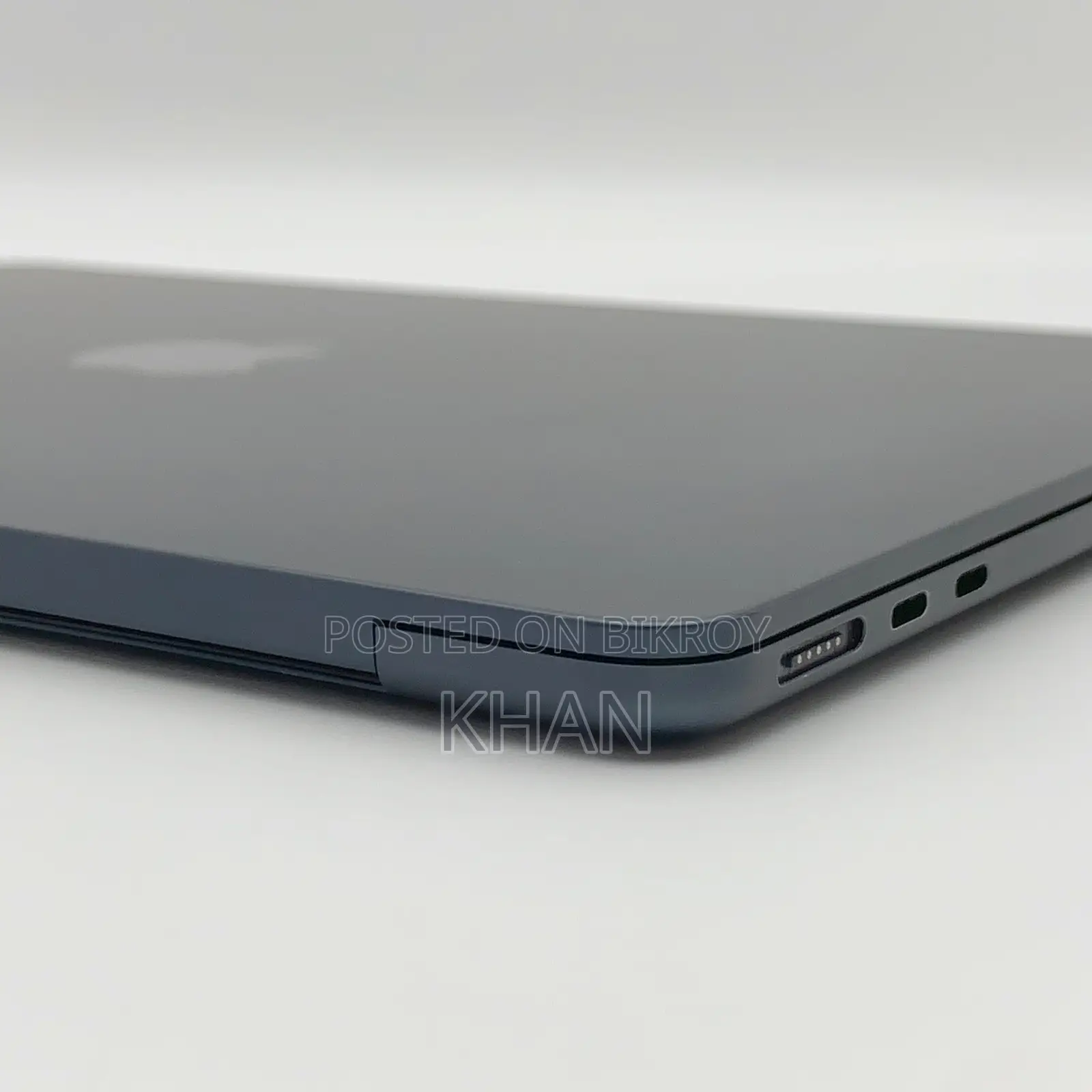 Laptop Apple MacBook Air 2022 M2 8GB Apple M2 SSD 256GB