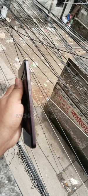 ভিভো ওয়াই১৮ ১২৮ জিবি কালো