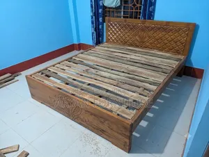 নতুন সলিড কাঠের ডাবল বেড ফ্রি ডেলিভারি কোনো অগ্রিম নয় নির্দিষ্ট দাম