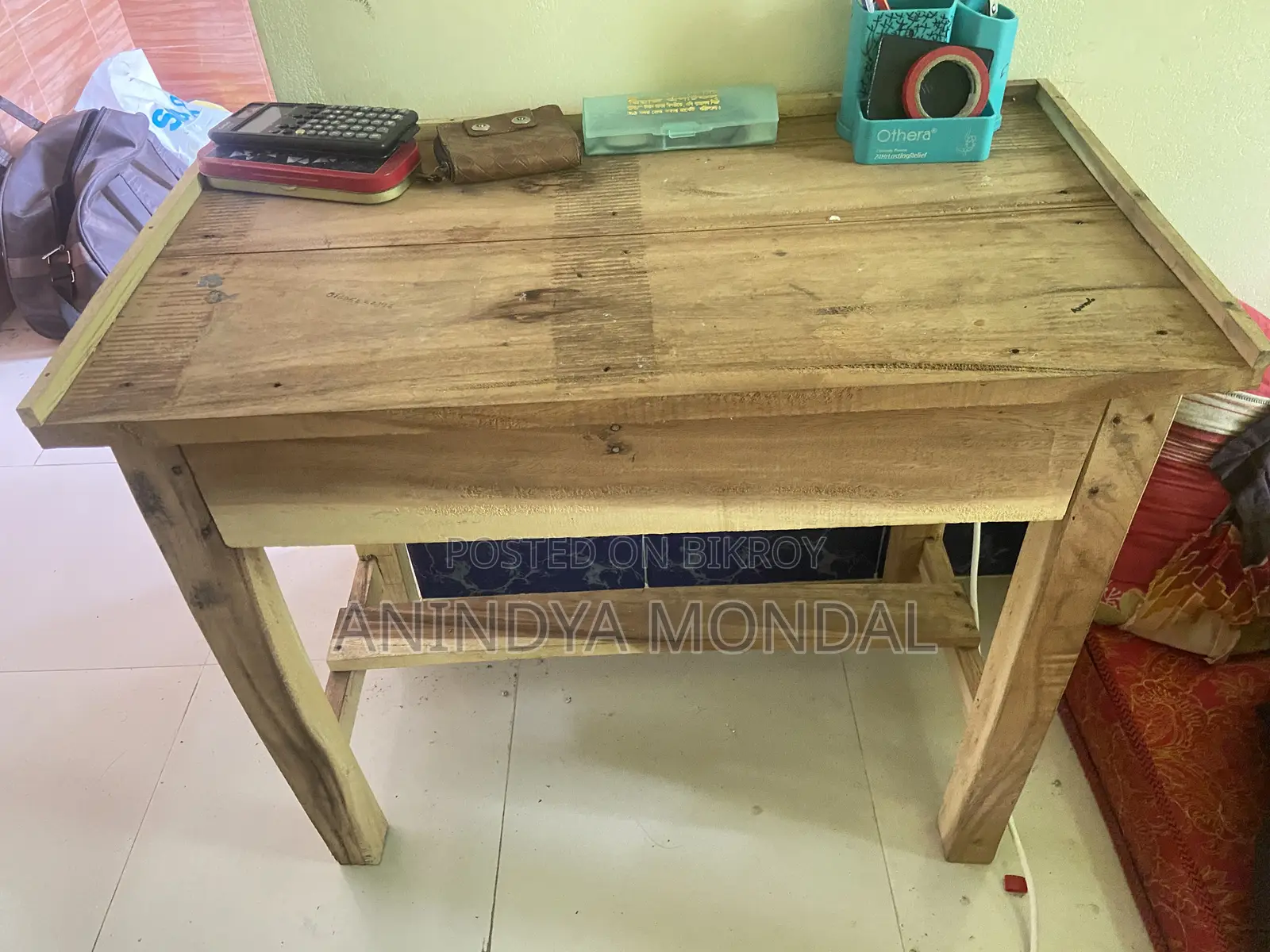 Table and chair for sale