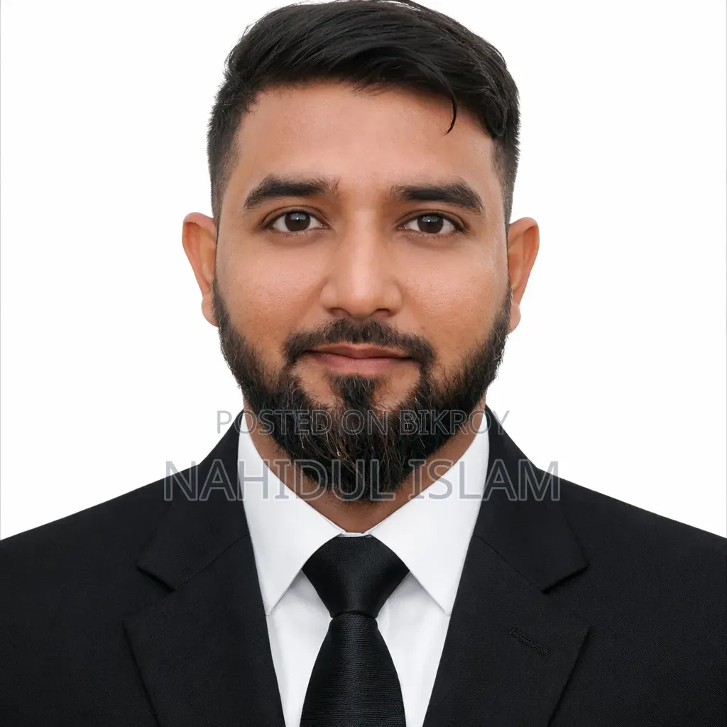 আমি সৎ এবং যোগ্যতা সম্পন্ন একজন ব্যক্তি আমার চাকরির খুবই প্রয়োজন