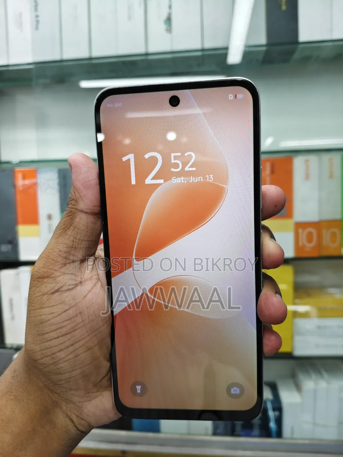 Infinix Hot 60i 128 GB Silver