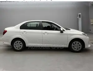 Toyota Axio 2021 White
