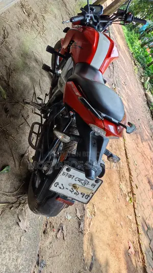TVS Apache 160 4V 2020 Red