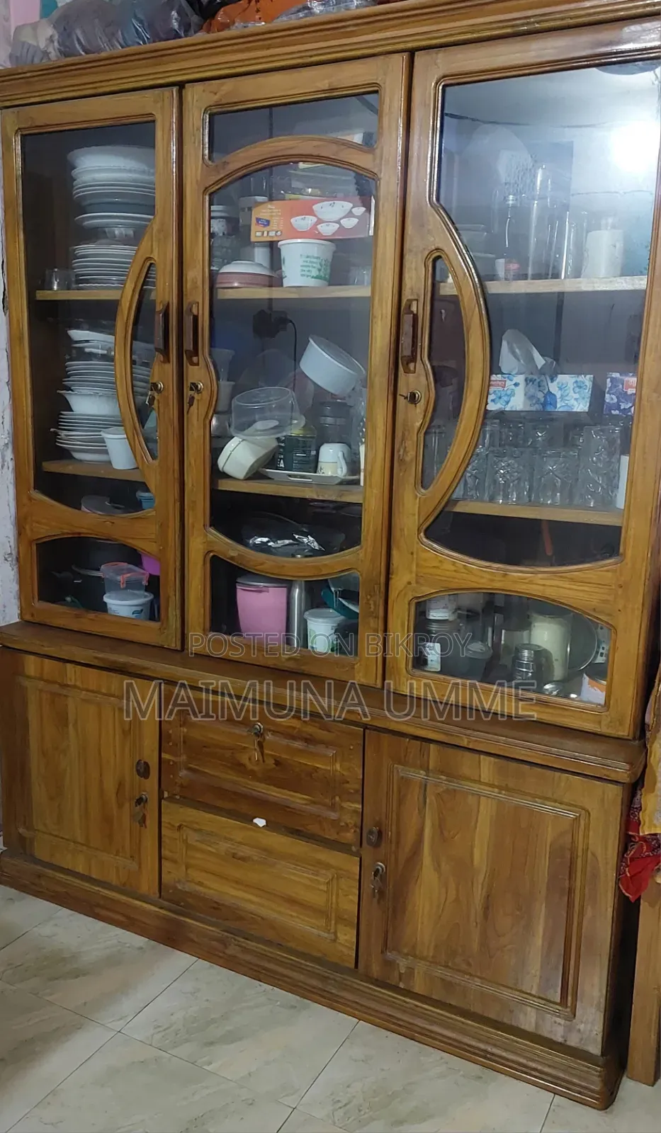 Wooden Wall Cabinet (Shagun Wood)