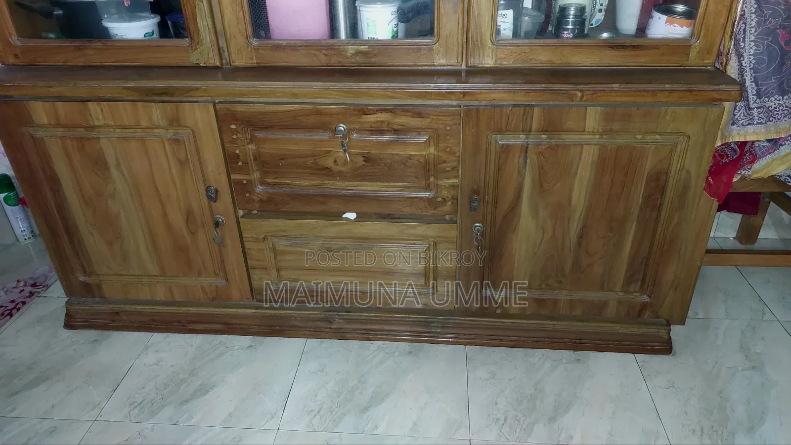 Wooden Wall Cabinet (Shagun Wood)