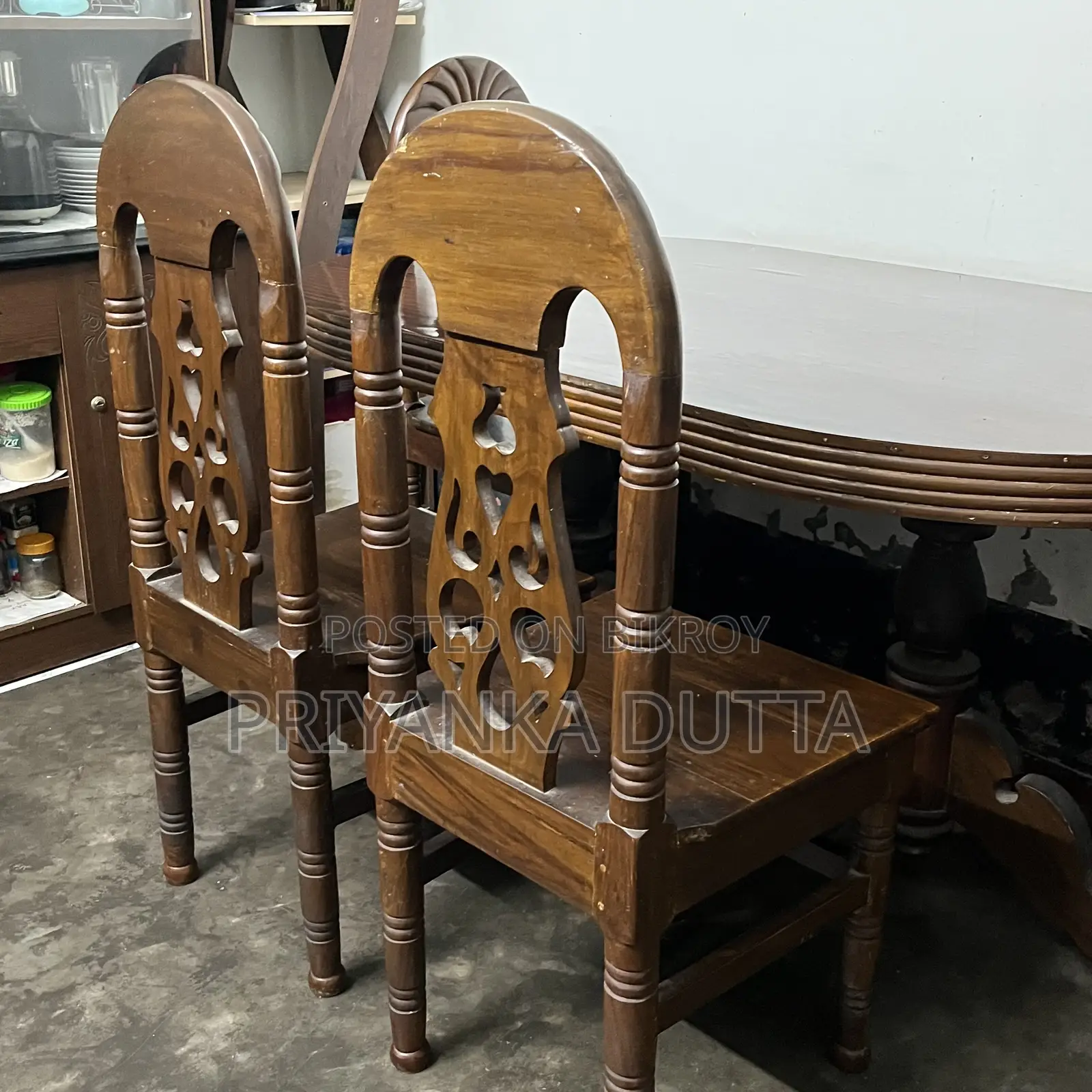 4 Seater Dining Table
