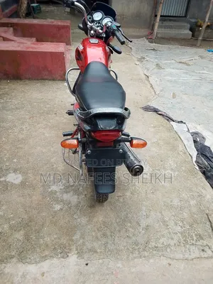 Bajaj Platina 100 2011 Red