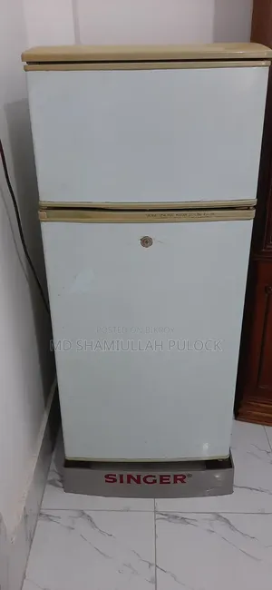 Used Singer Refrigerator 230 litre