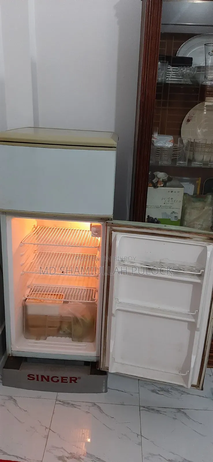 Used Singer Refrigerator 230 litre