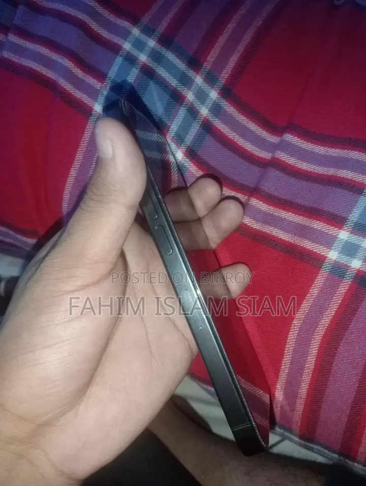 অ্যাপল আইফোন ১৫ প্রো ২৫৬ জিবি কালো