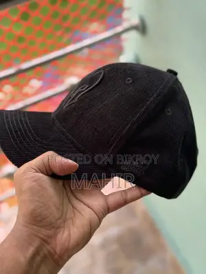 হেড গিয়ার প্রিমিয়াম ব্ল্যাক ক্যাপ
