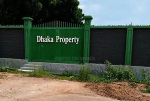 সেক্টর-২২ এ লেকের কাছে ৫ কাঠা দক্ষিণমুখী জমি