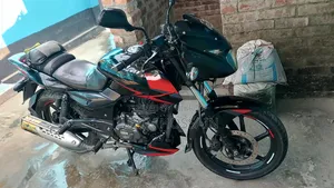 Bajaj Pulsar 150 2020 Red