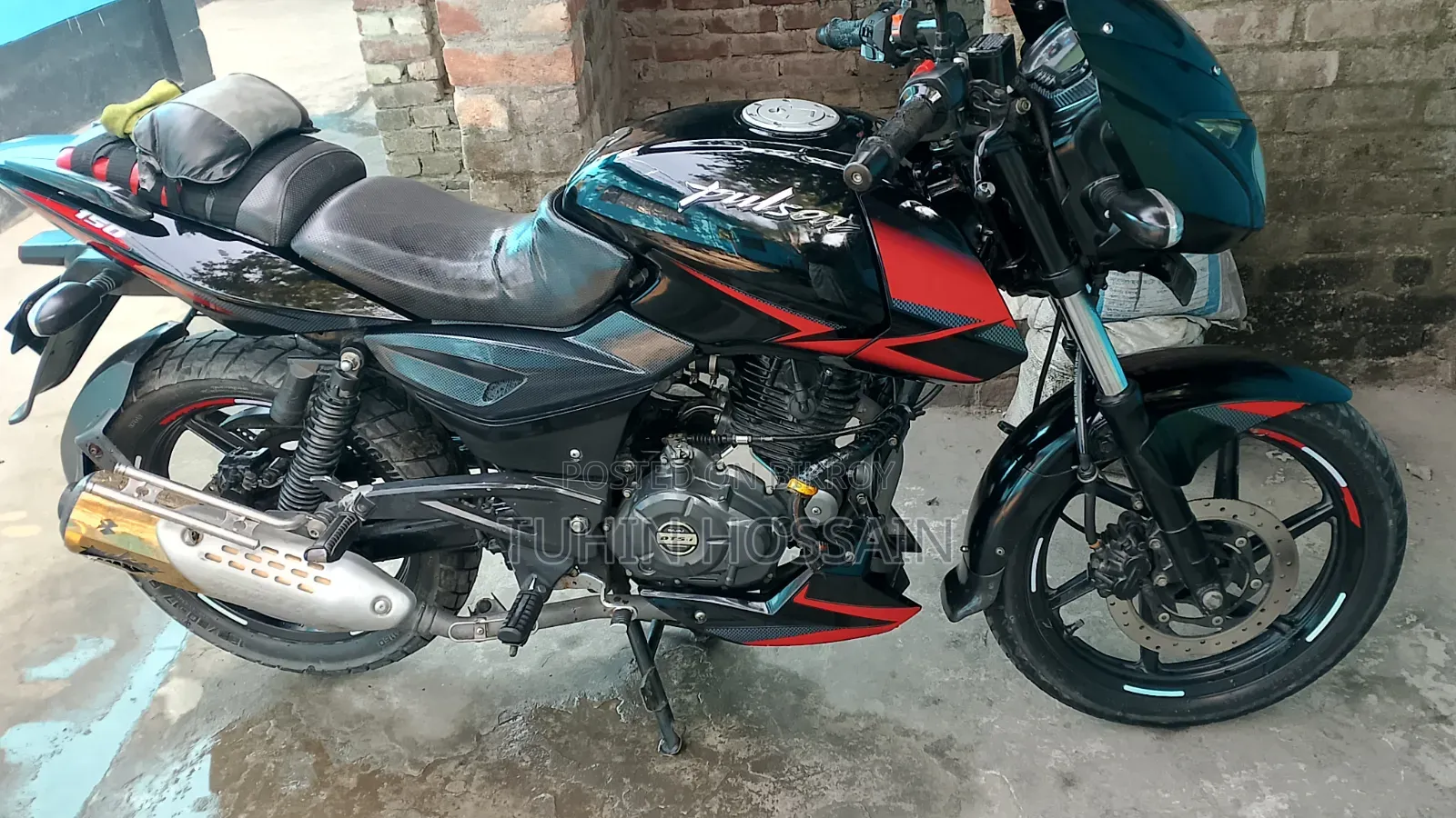 Bajaj Pulsar 150 2020 Red