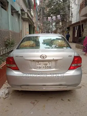 Toyota Axio 2011 Silver