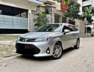 Toyota Corolla Fielder 1.5 Hybrid FWD 2019 Gray