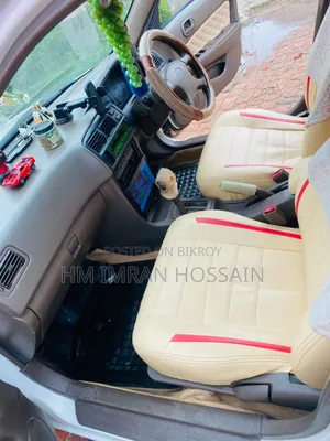 টয়োটা করোনা ১৯৯৬ সাদা