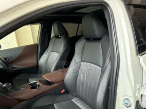 New Toyota Harrier 2.0 2021 Pearl