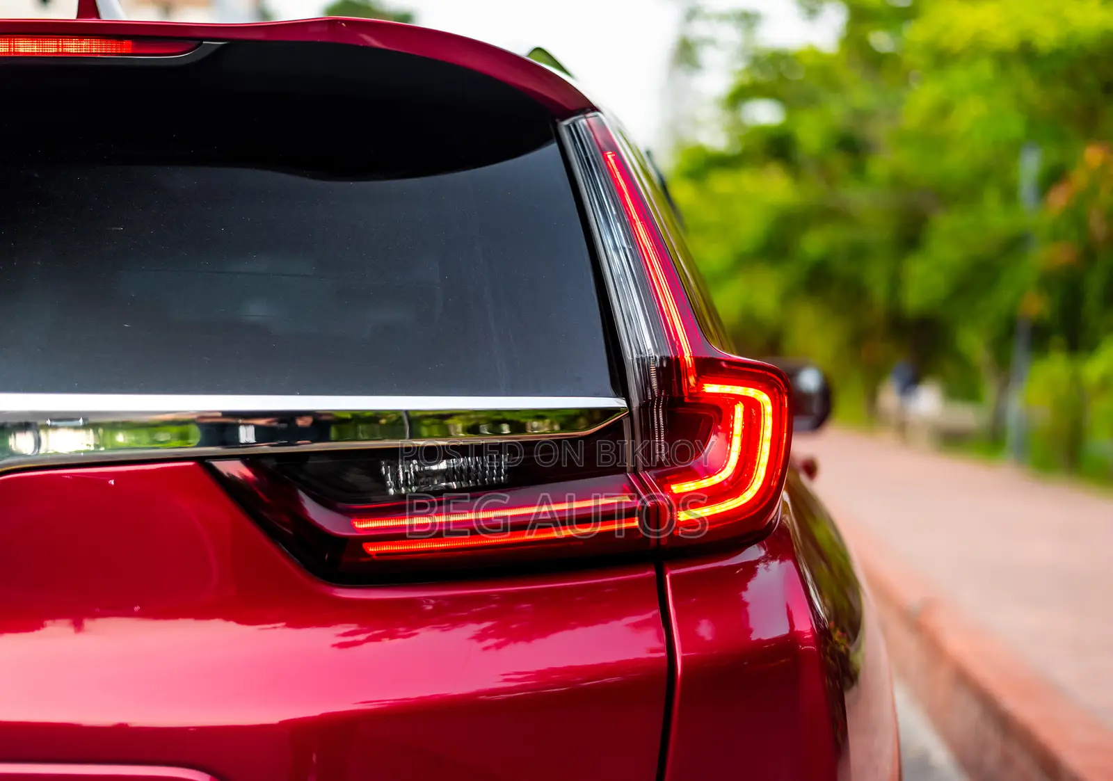Honda CR-V 2022 Red