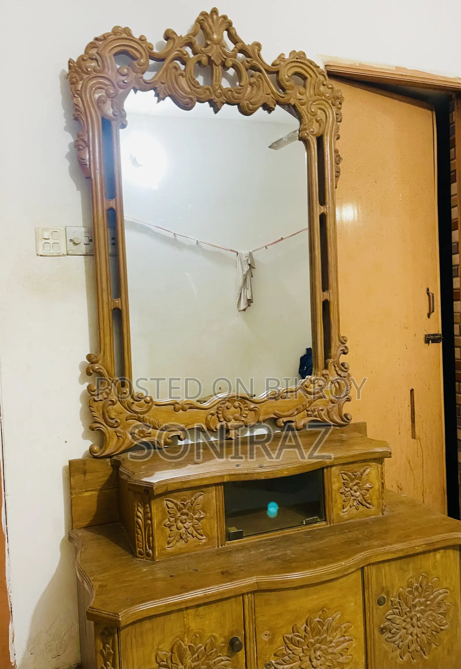 Teak Wood Dressing Table