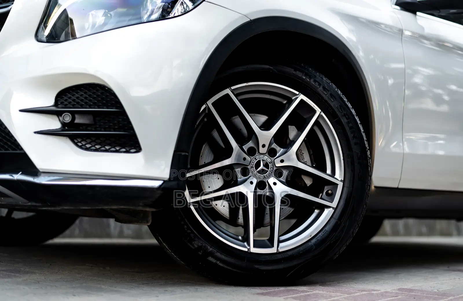 Mercedes-Benz GLC-Class 2017 White