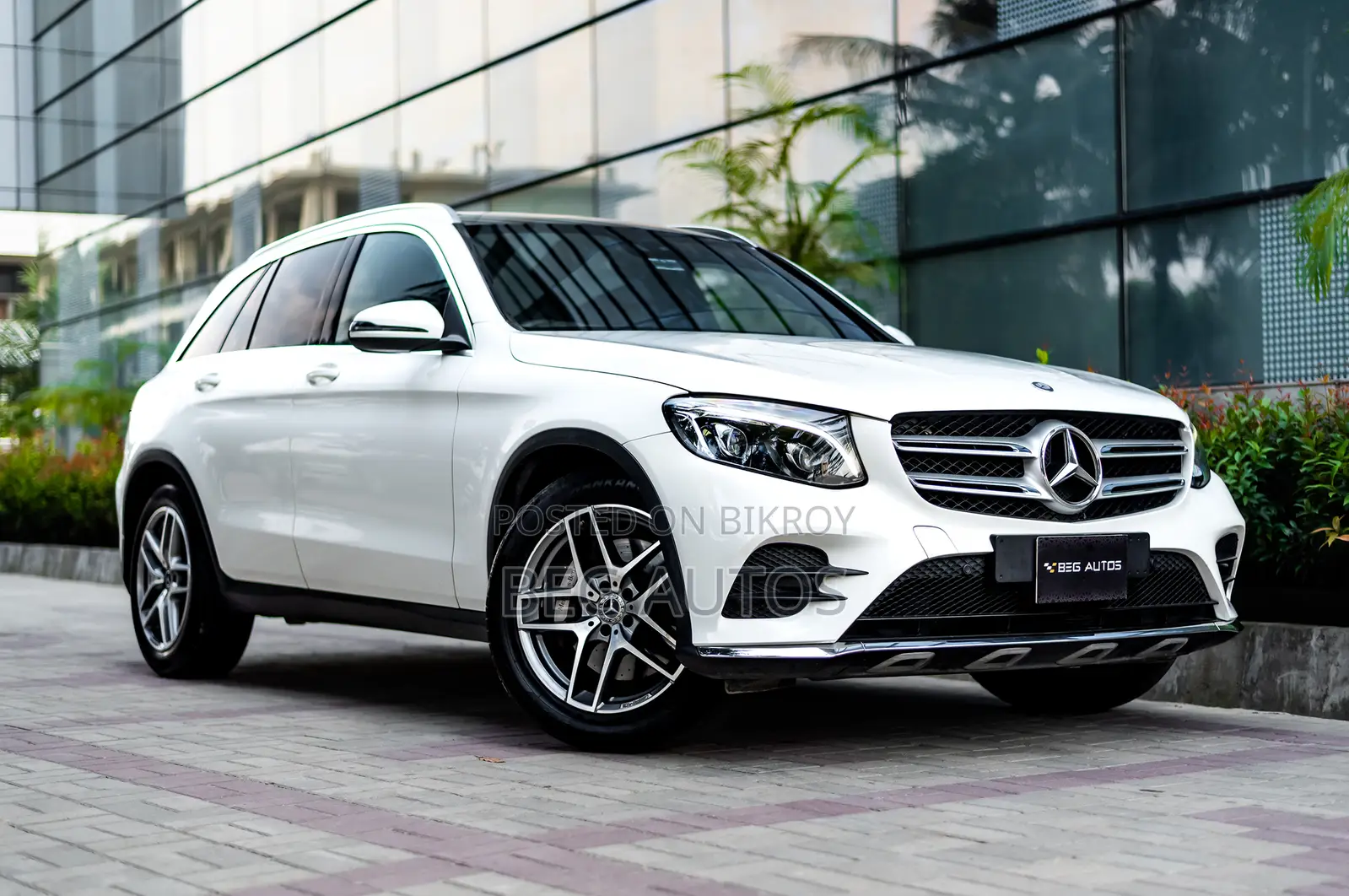 Mercedes-Benz GLC-Class 2017 White