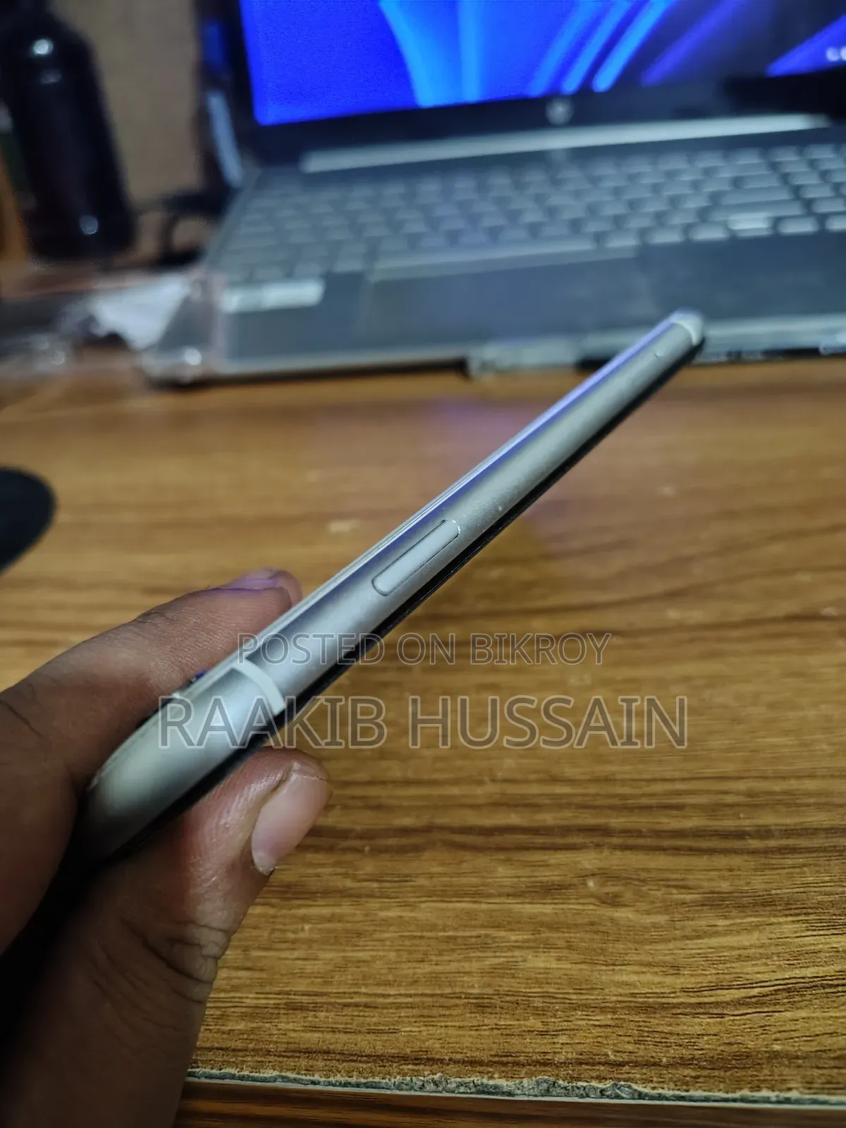 Apple iPhone XR 64 GB White