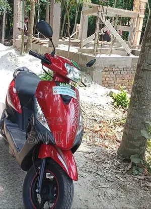 রানার স্কুটি-১১০ ২০২১ লাল