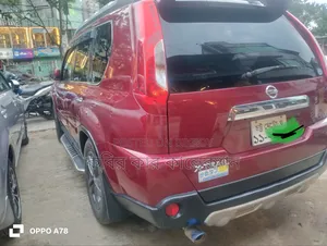 Nissan X-Trail 2011 Maroon